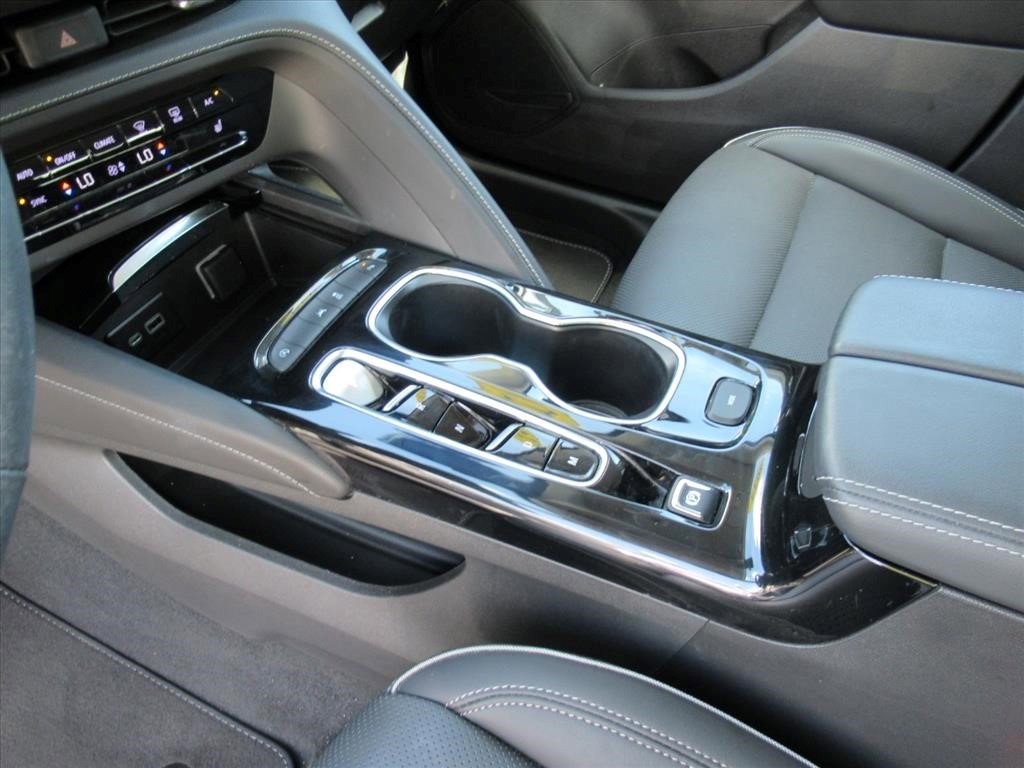 Certified 2023 Buick Envision Essence image 21