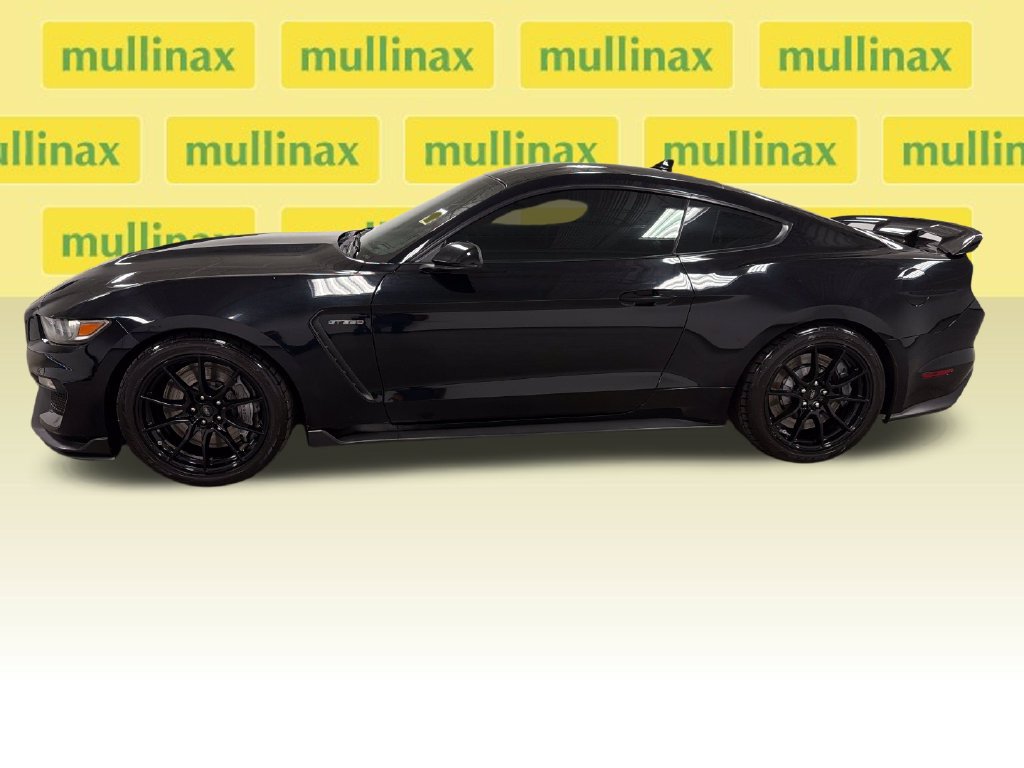 Used 2020 Ford Mustang Shelby GT350 w/ Technology Package RWD image 8