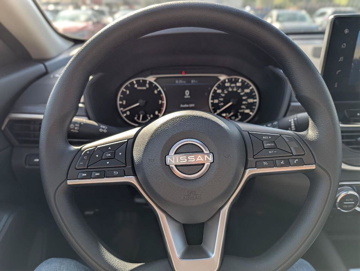 New 2026 Nissan Altima 2.5 SV AWD/4WD image 21