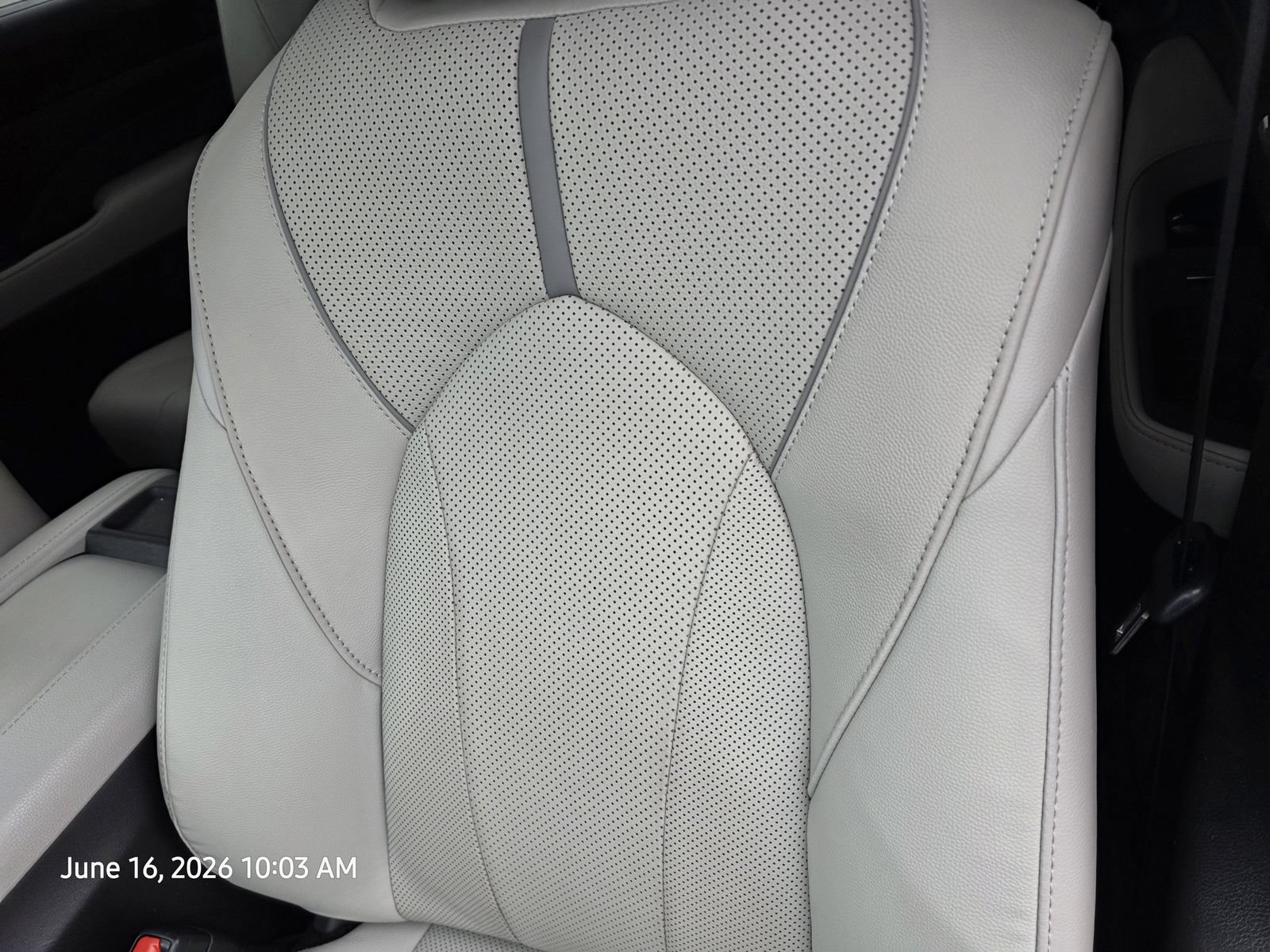 Used 2026 Toyota Grand Highlander AWD image 16