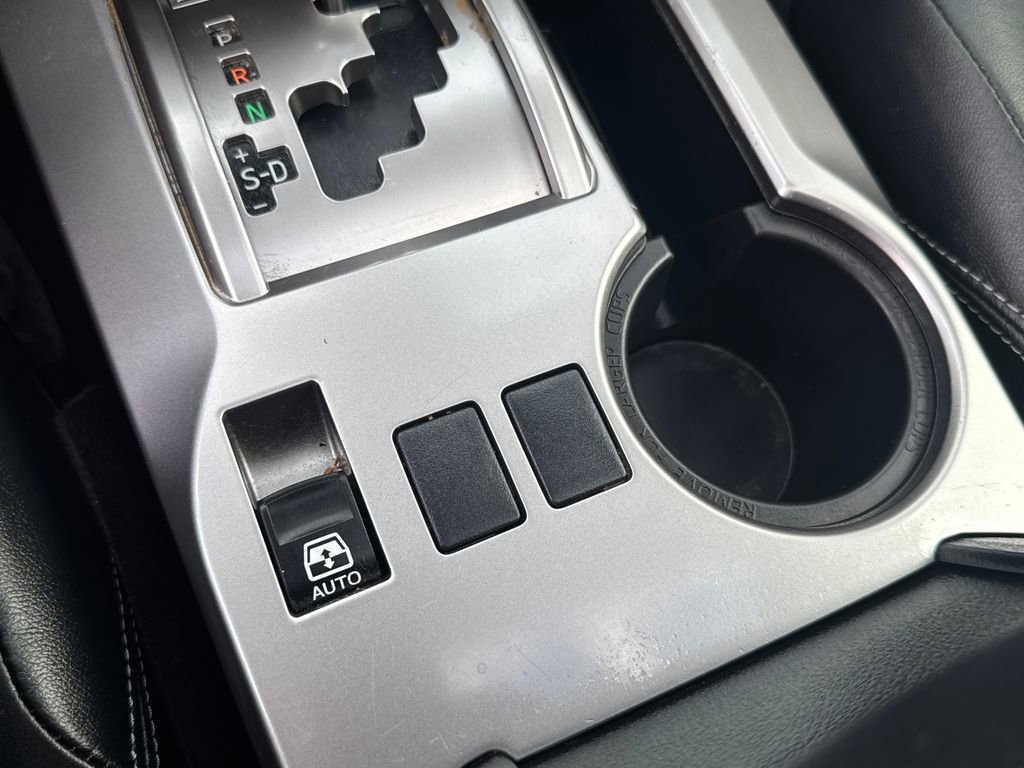 Used 2024 Toyota 4Runner Limited AWD/4WD image 30