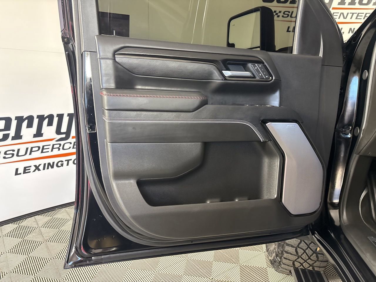 Used 2026 GMC Sierra 2500 AT4X AWD/4WD image 7