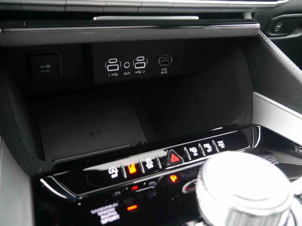 New 2025 Jeep Wagoneer L Series II w/ Convenience Group I image 33