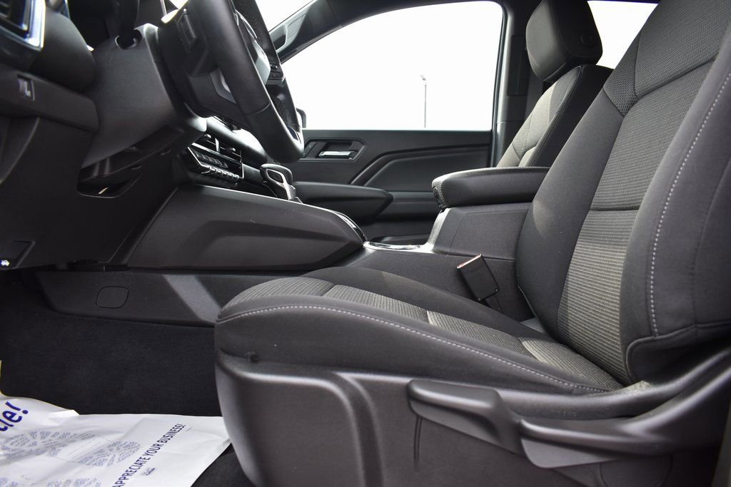 Certified 2025 GMC Canyon Elevation image 8