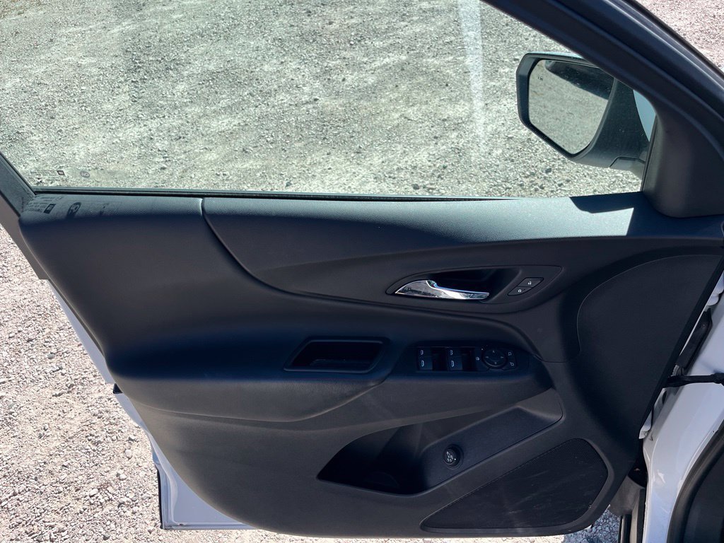 Used 2022 Chevrolet Equinox LT FWD image 19