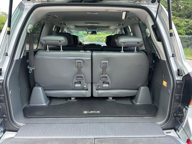 Used 2009 Lexus LX 570 4WD image 44