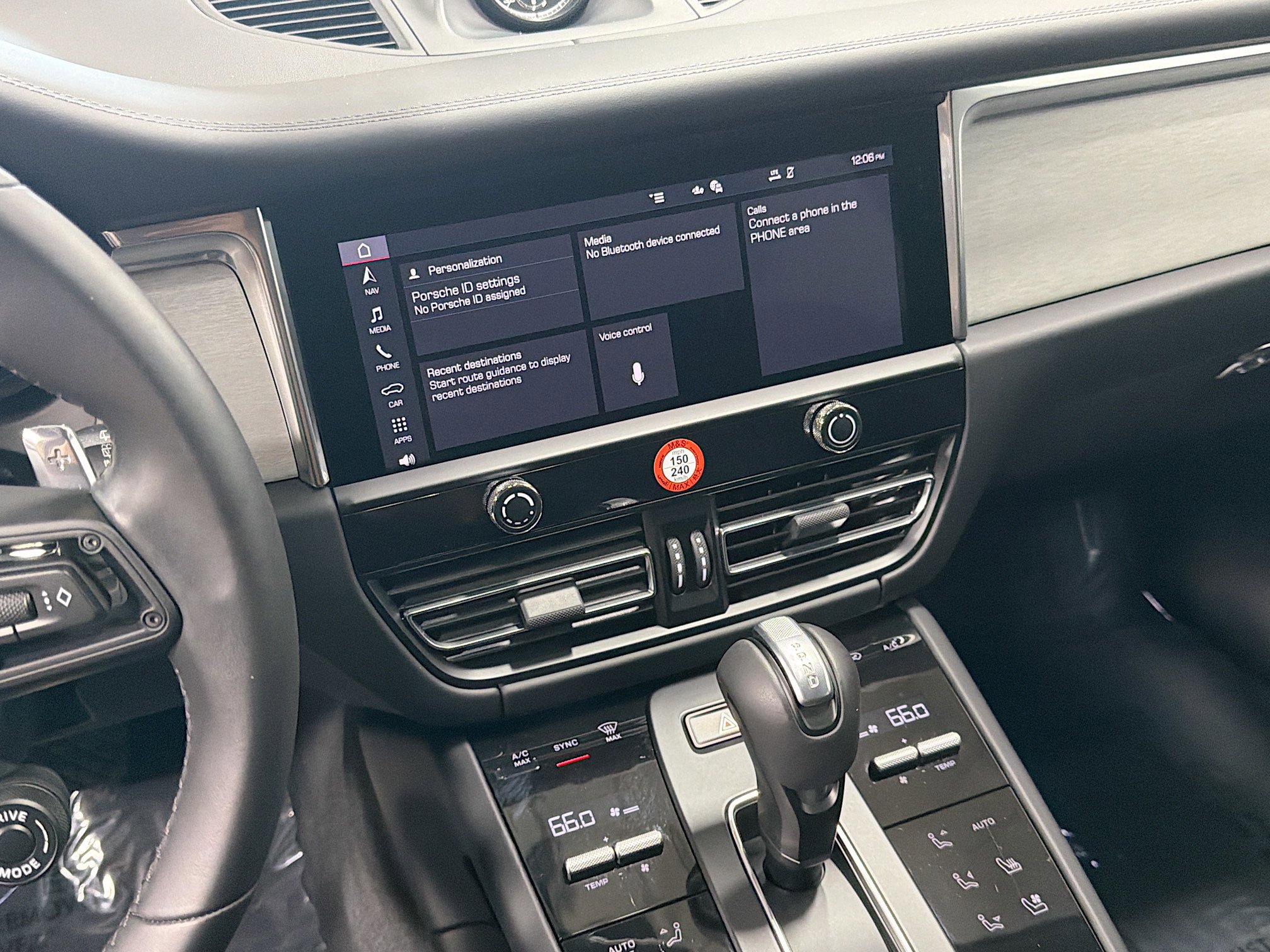 Used 2025 Porsche Macan S image 27