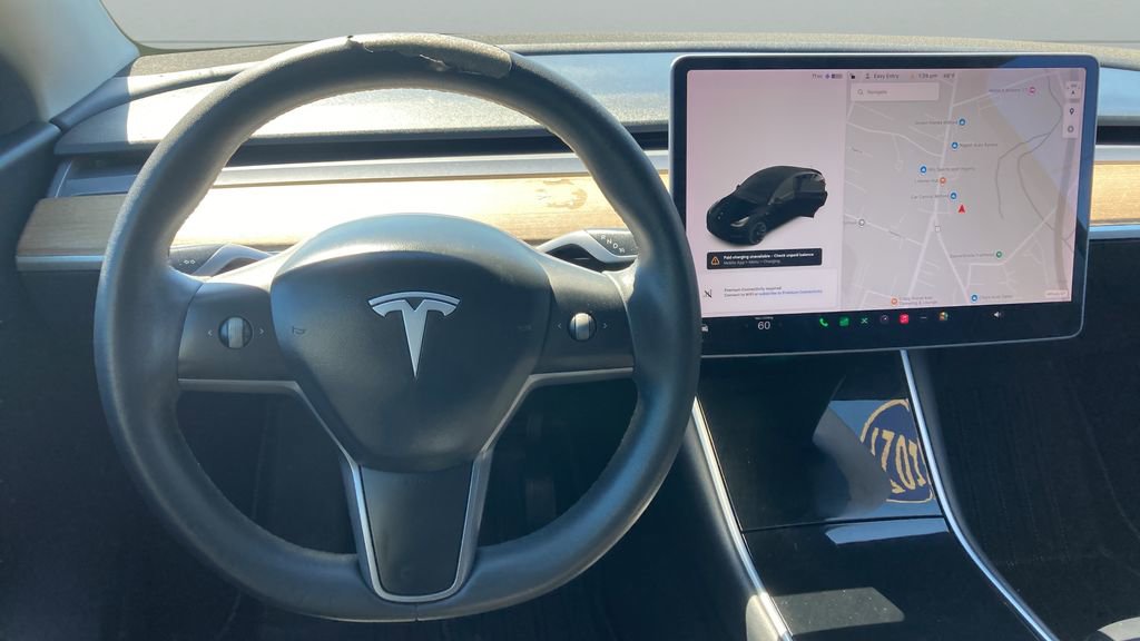 Used 2021 Tesla Model Y Long Range image 12