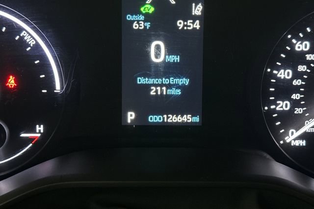 Used 2021 Toyota Sienna XSE FWD image 30