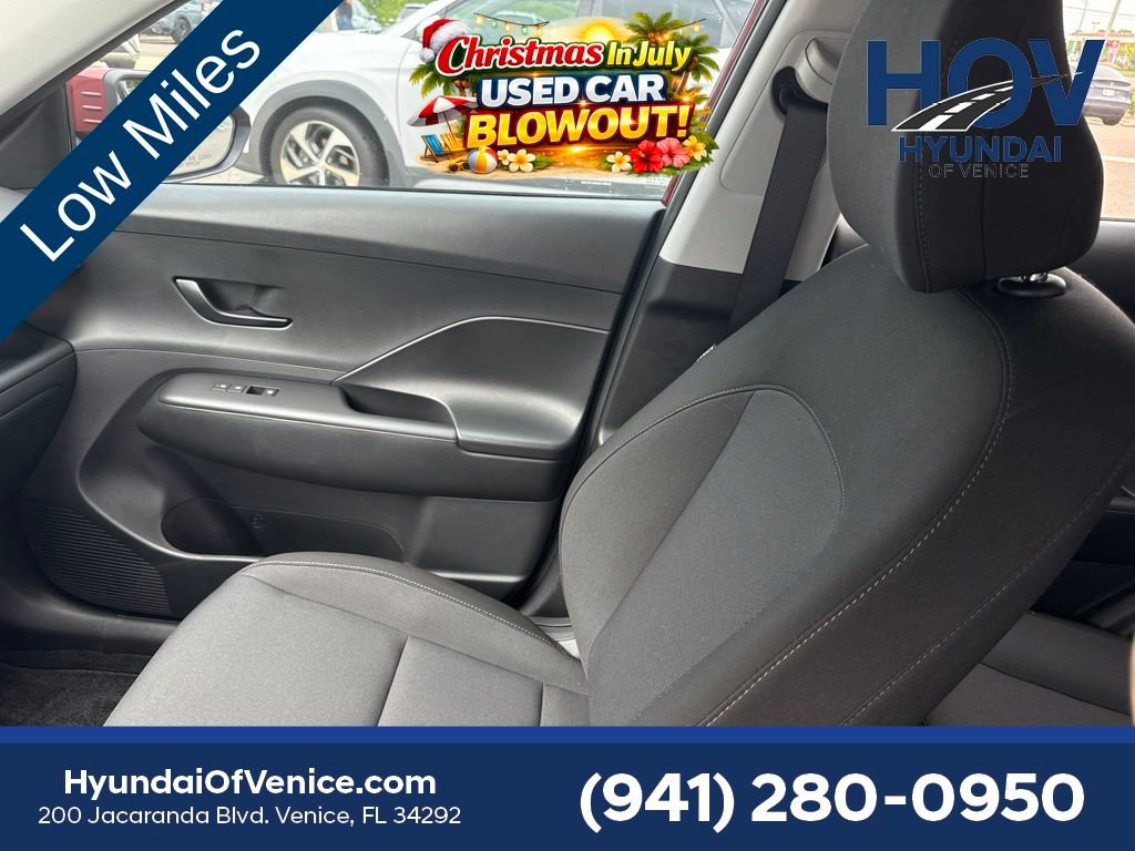 Used 2024 Hyundai Kona SEL w/ Convenience Package FWD image 12