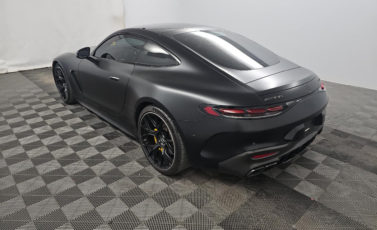 Used 2025 Mercedes-Benz AMG GT 63 image 2