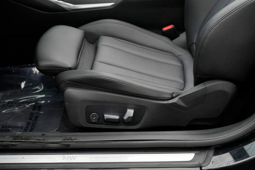 Used 2021 BMW 430i Convertible w/ Premium Package image 23