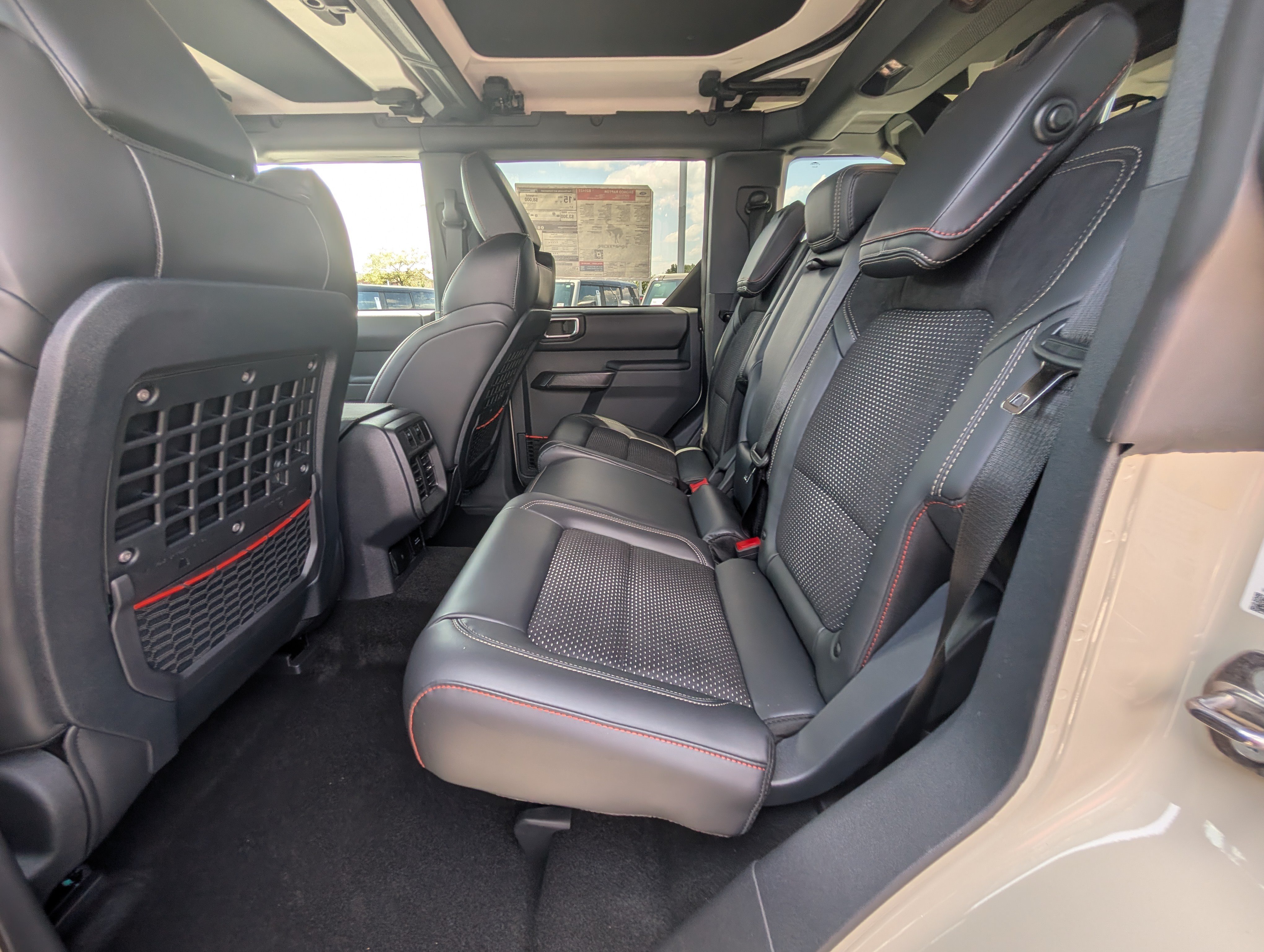 New 2026 Ford Bronco Raptor AWD/4WD image 9