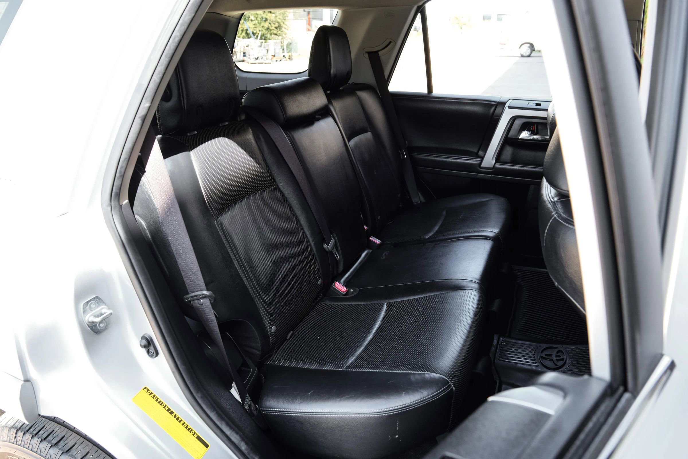 Used 2014 Toyota 4Runner Limited image 36