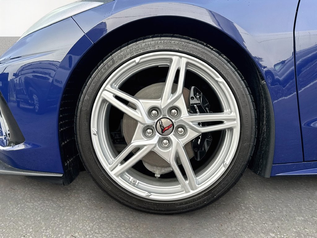 Used 2025 Chevrolet Corvette Stingray Preferred Cpe w/ Battery Protection Package RWD image 29
