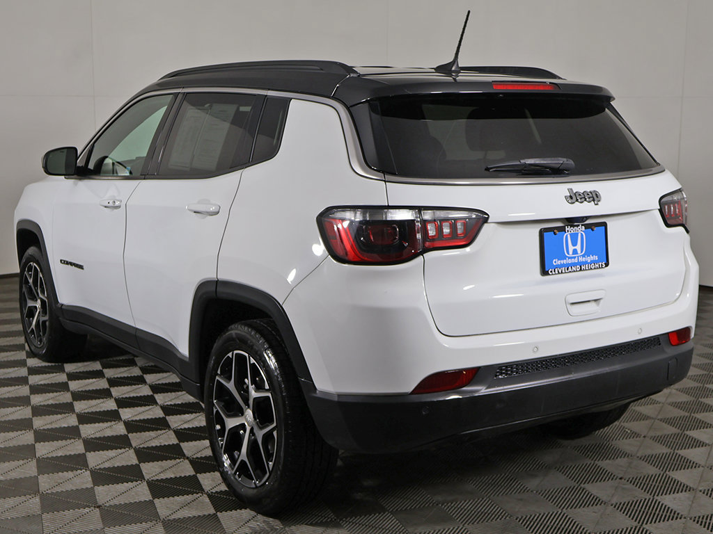 Used 2024 Jeep Compass Limited AWD/4WD image 8