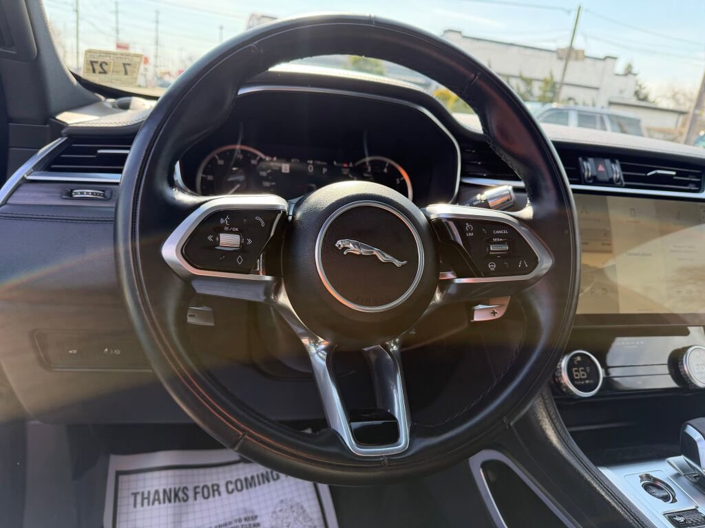 Used 2022 Jaguar F-PACE S image 11