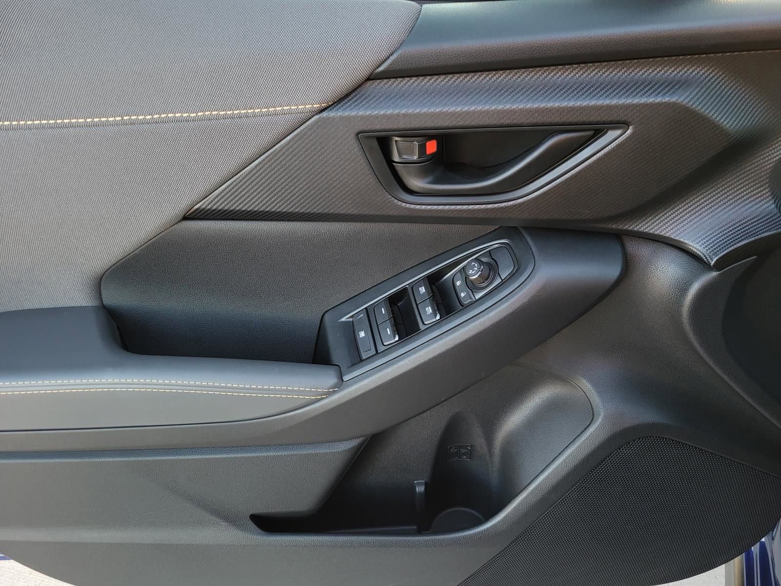 Certified 2025 Subaru Crosstrek 2.5i Sport w/ Crosstrek Mirror Package image 18