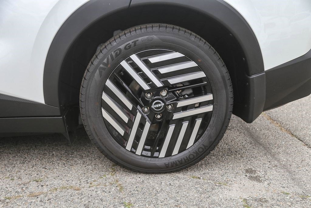 New 2026 Nissan Leaf SV+ w/ Illuminated Package image 10