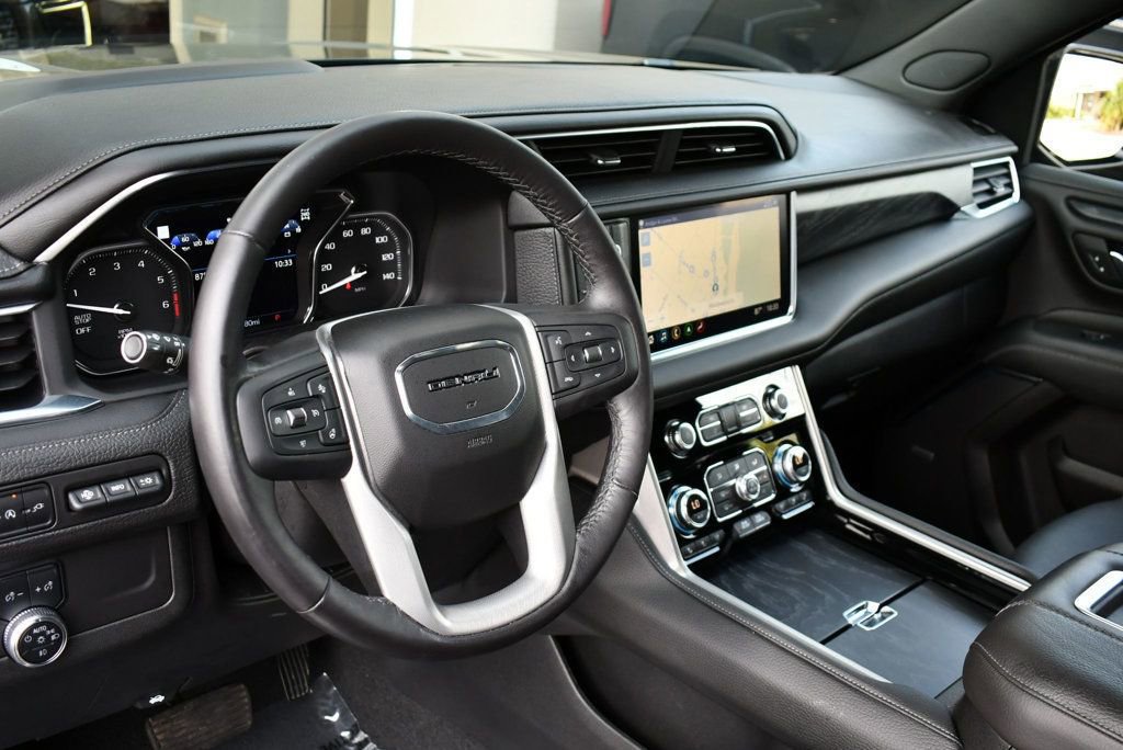 Used 2021 GMC Yukon Denali w/ Denali Premium Package image 48