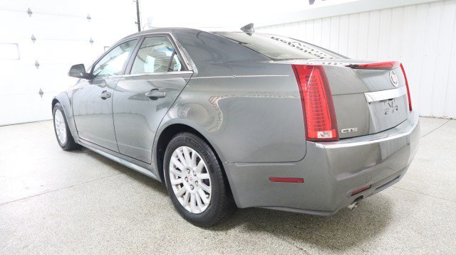 Used 2011 Cadillac CTS Luxury RWD image 3