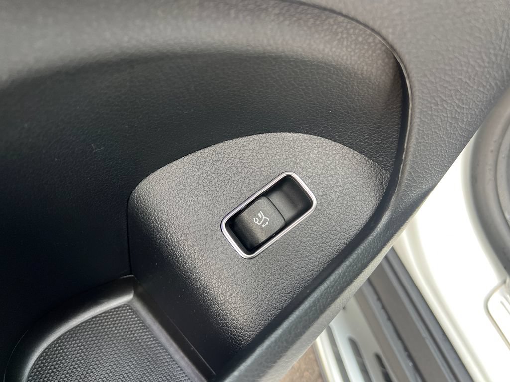 New 2026 Mercedes-Benz GLS 450 4MATIC image 13