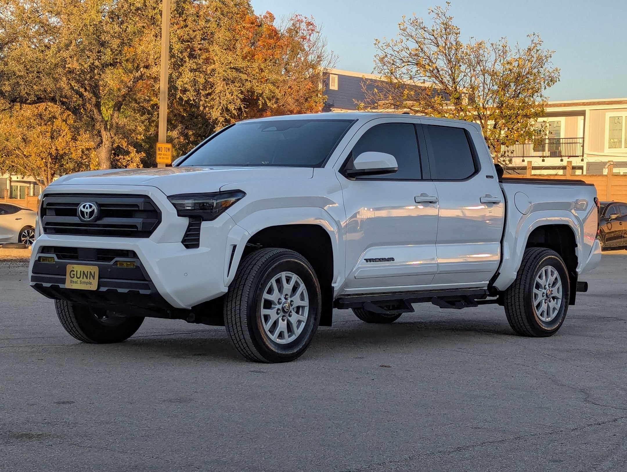 Used 2024 Toyota Tacoma 4x4 Double Cab image 9