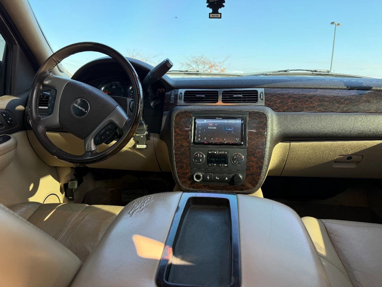 Used 2007 GMC Yukon XL Denali image 21