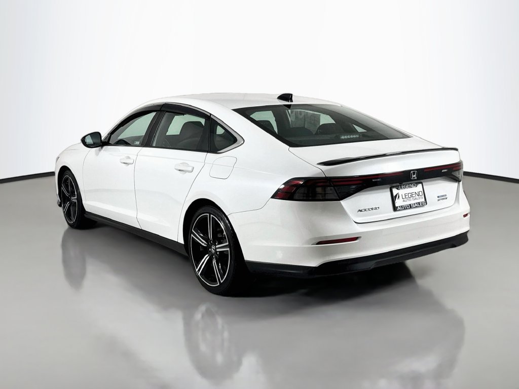 Used 2023 Honda Accord Sport image 8