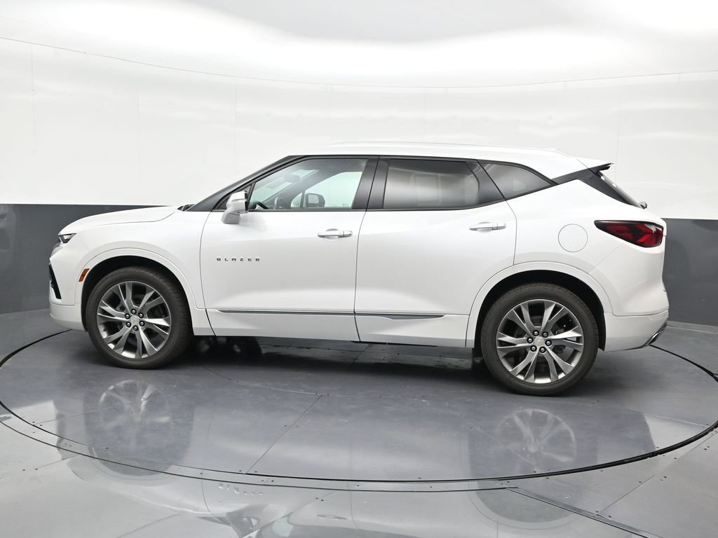 Used 2021 Chevrolet Blazer Premier w/ Driver Confidence II Package FWD image 2