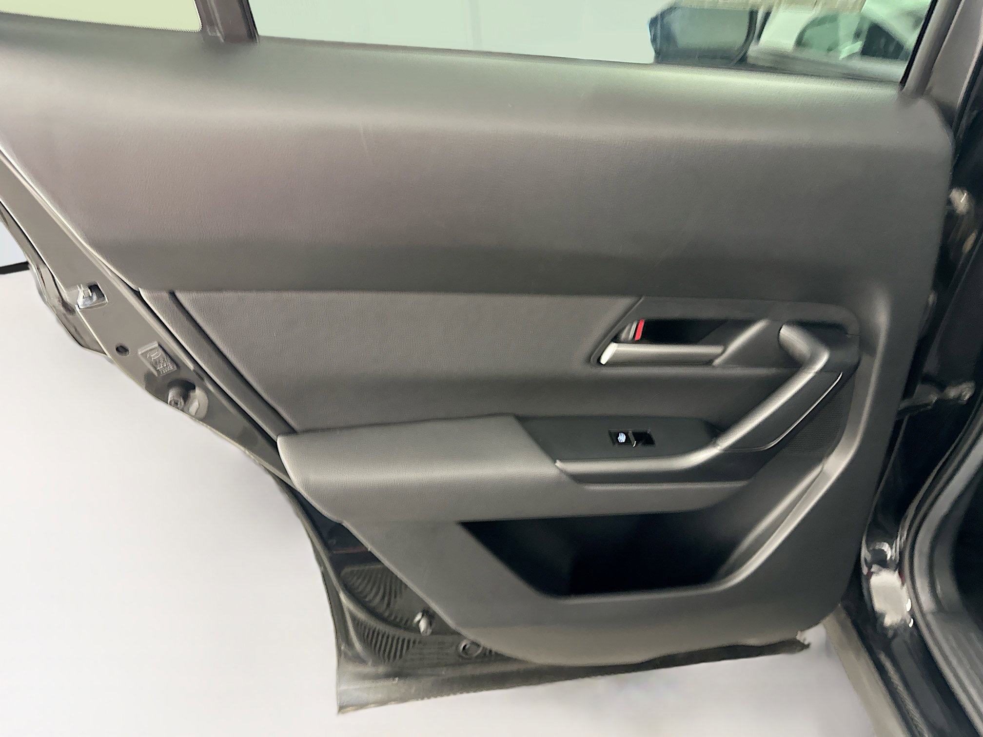 Used 2025 MAZDA CX-50 AWD 2.5 S w/ Premium Package image 28