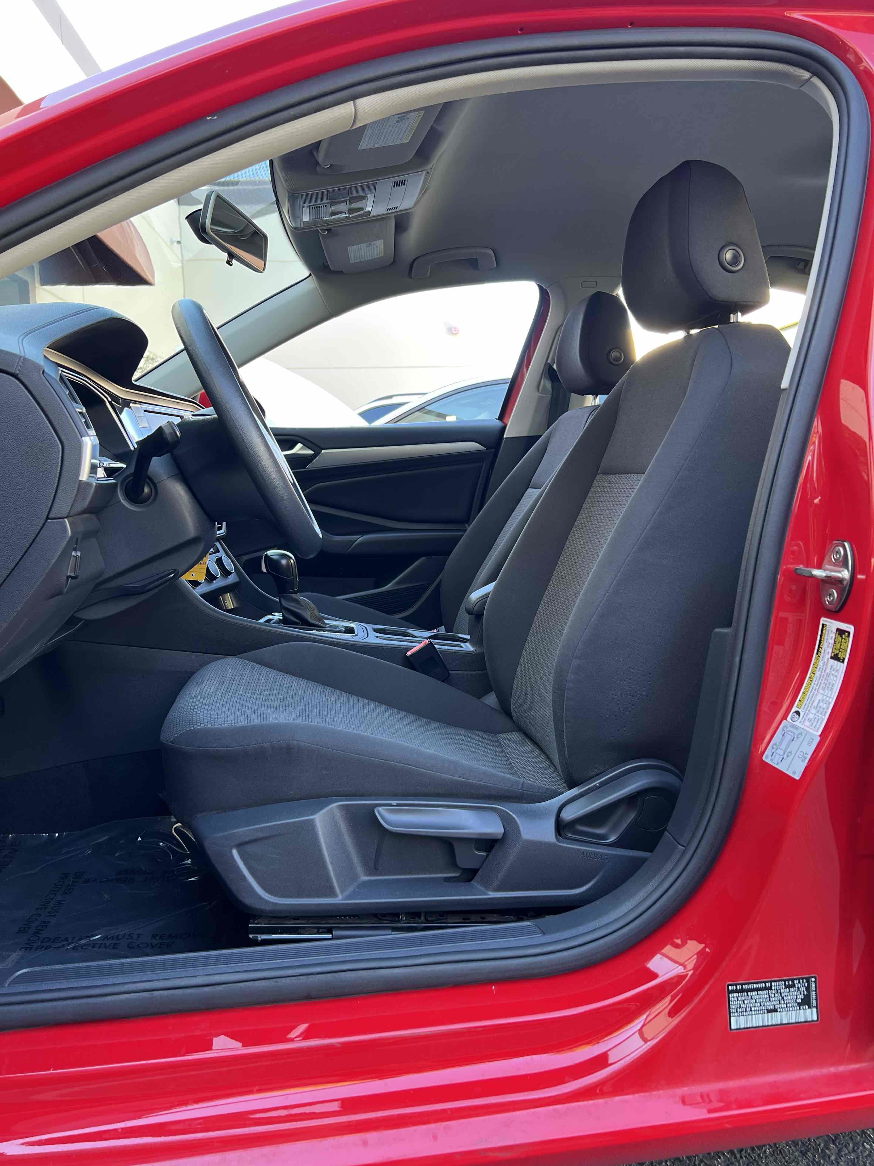 Used 2019 Volkswagen Jetta S image 41