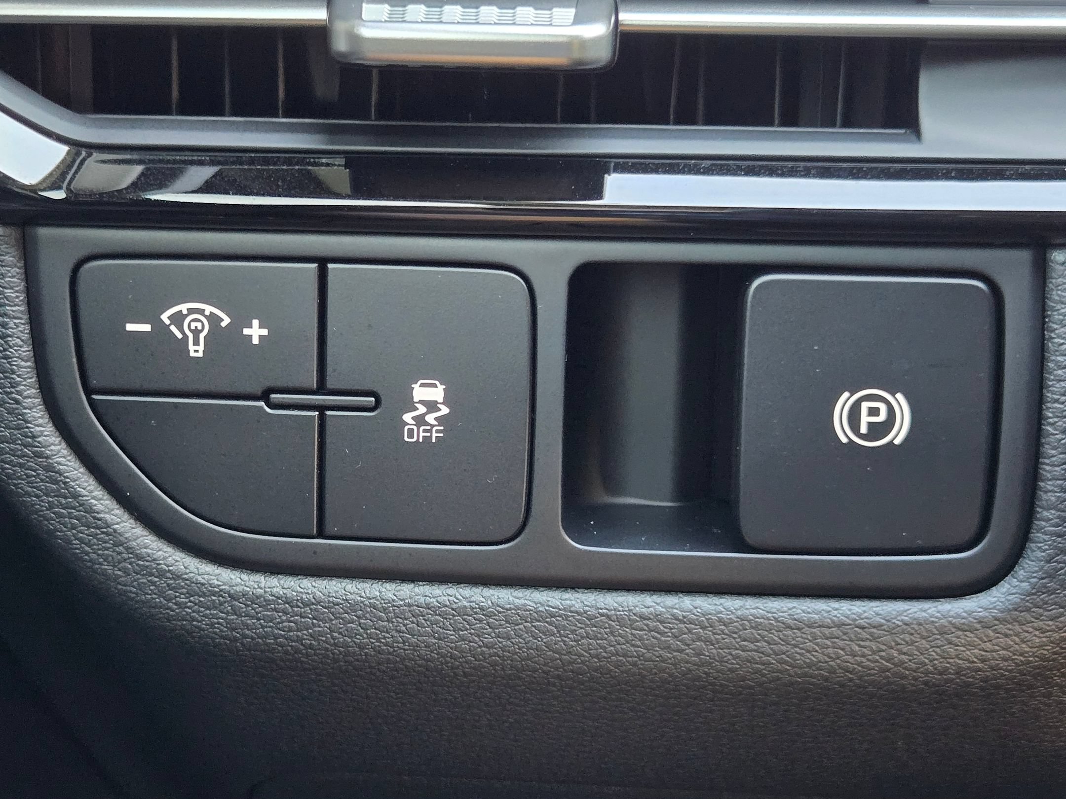 New 2026 Kia Sportage LX w/ LX Convenience Package FWD image 20
