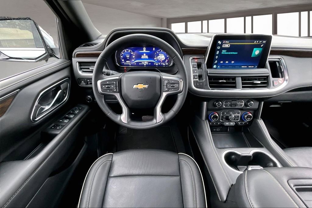 Used 2024 Chevrolet Suburban Premier image 8