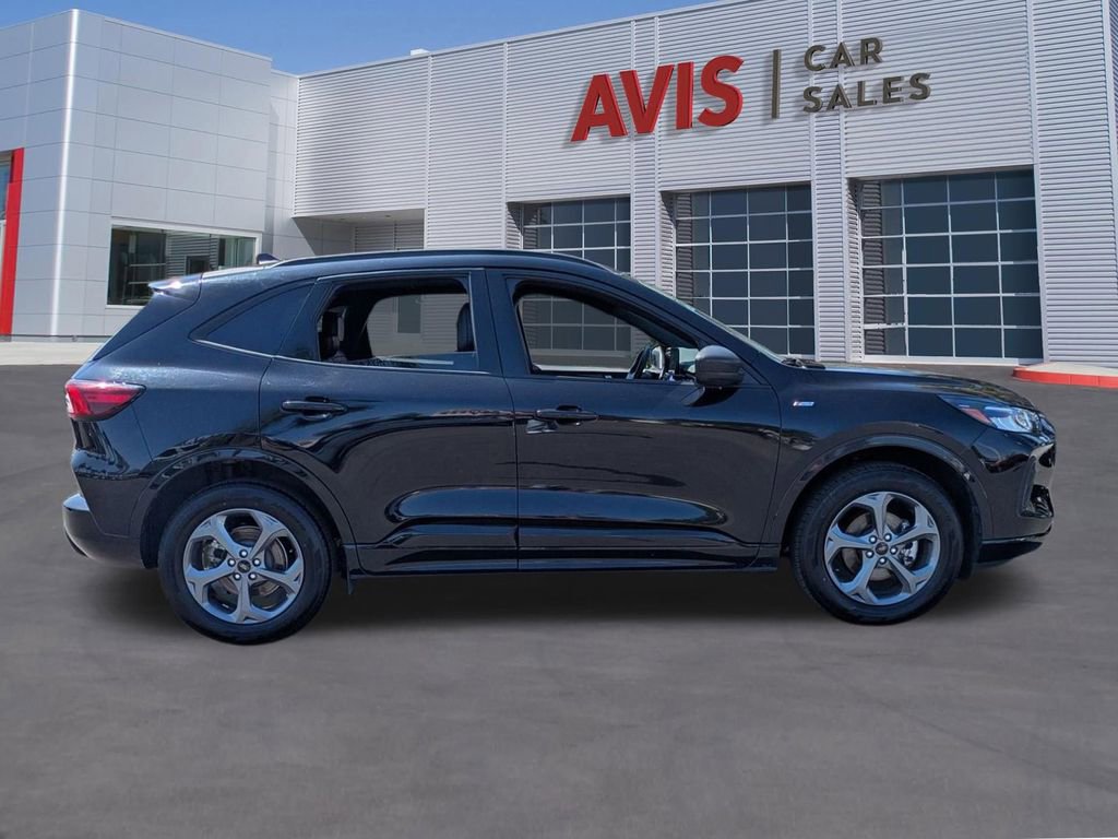 Used 2024 Ford Escape ST-Line image 5