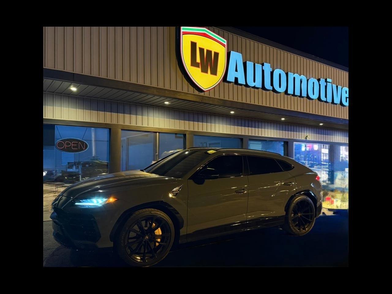 Used 2021 Lamborghini Urus