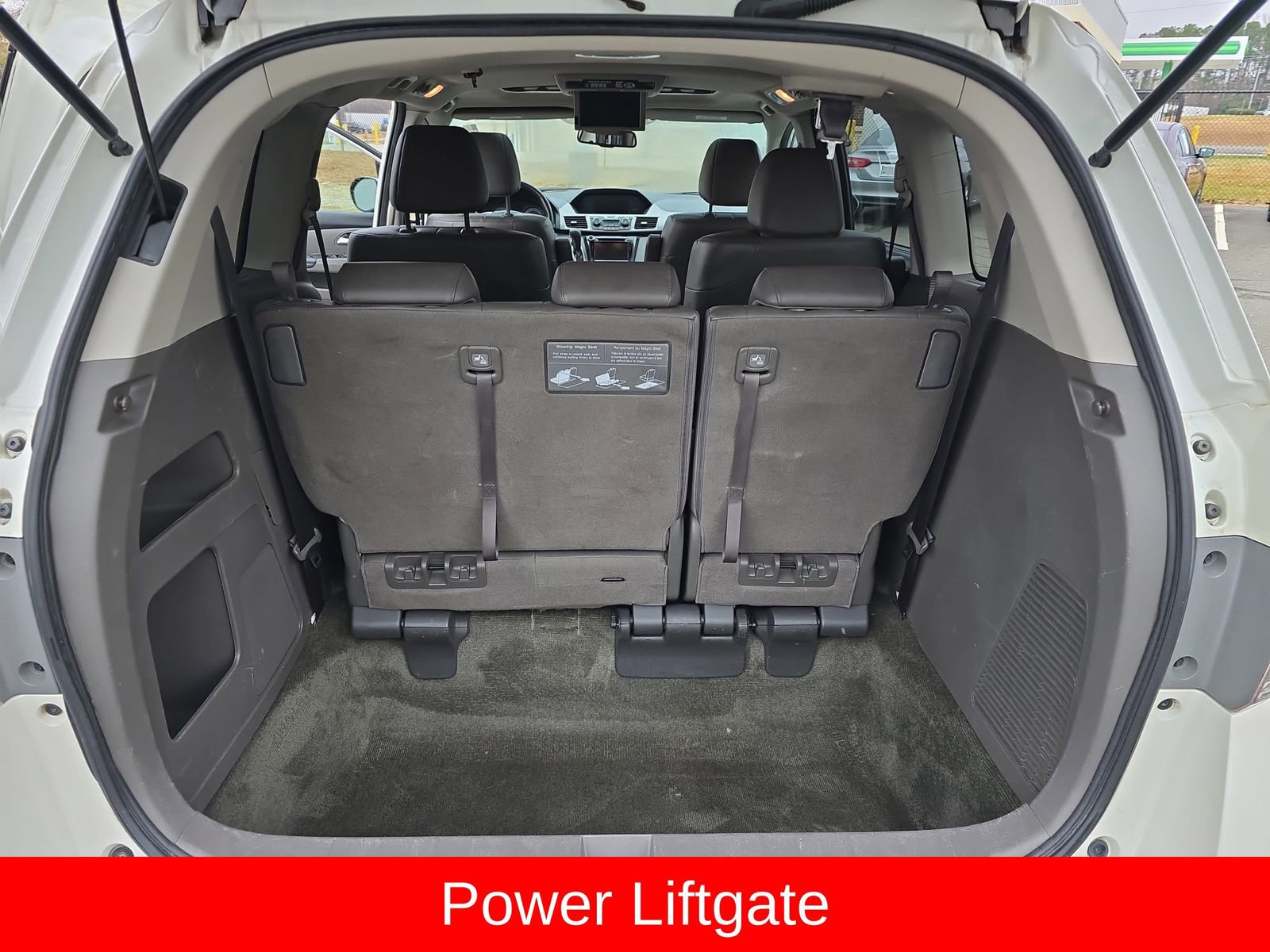 Used 2016 Honda Odyssey Touring image 19
