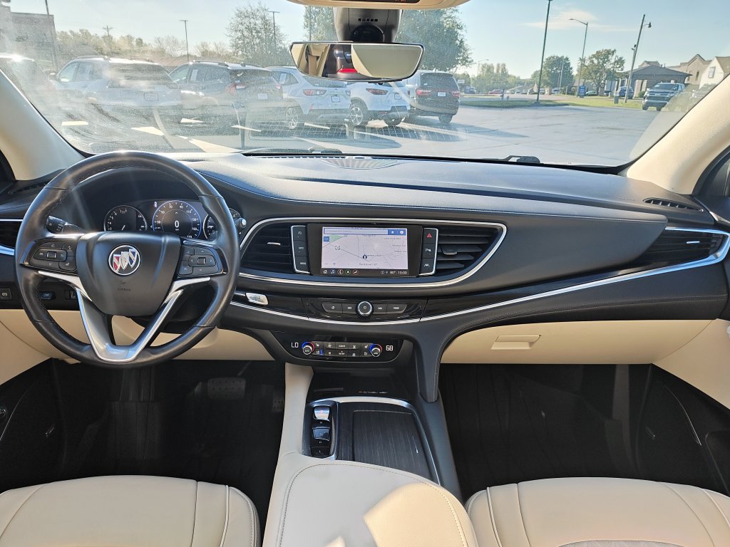 Used 2022 Buick Enclave Avenir w/ Avenir Technology Package AWD/4WD image 15