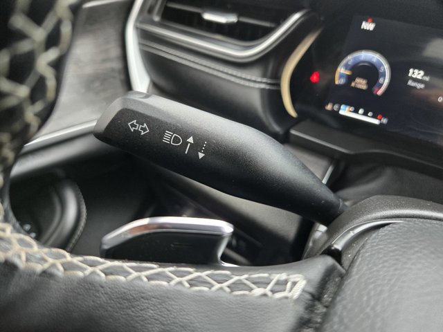 Used 2022 Jeep Grand Cherokee L Limited w/ Black Appearance Package image 23
