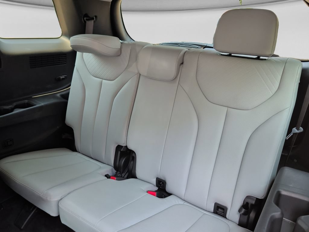 Used 2025 Hyundai Palisade SEL AWD/4WD image 33
