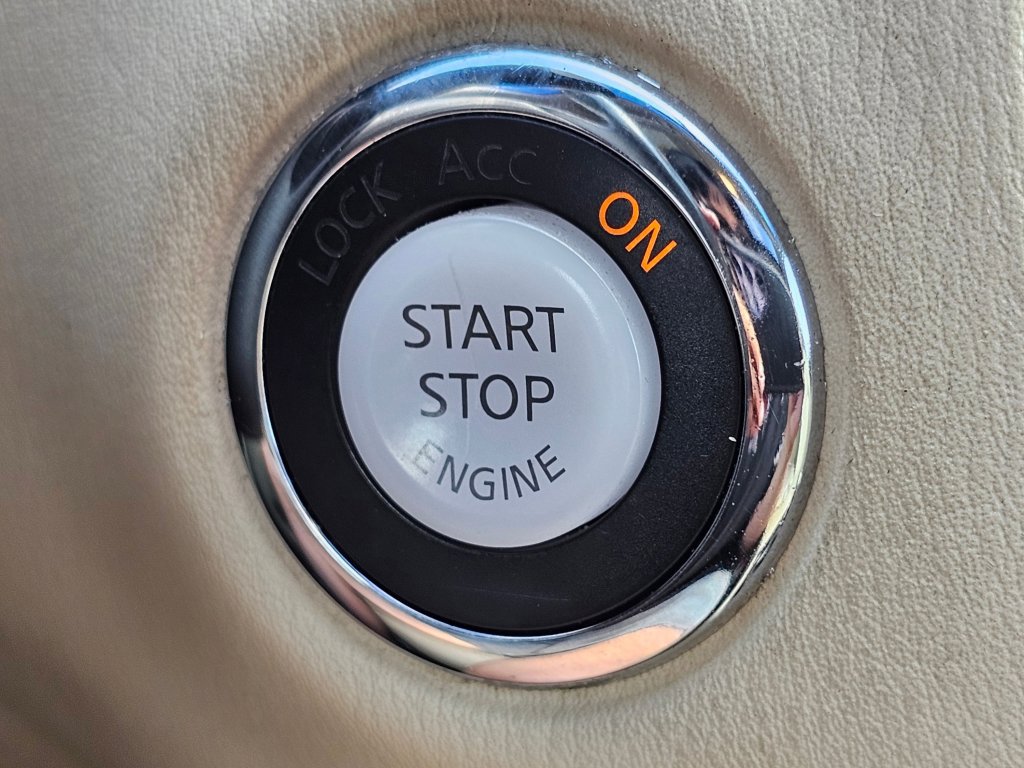 Used 2016 INFINITI QX50 AWD w/ Premium Plus Package image 8