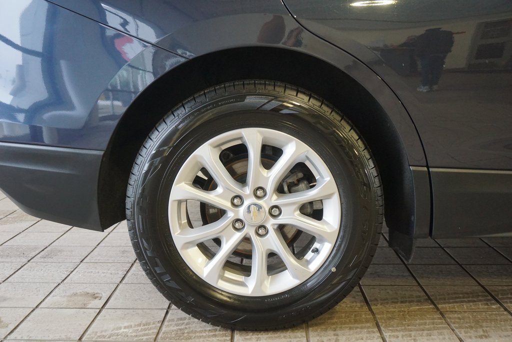 Used 2018 Chevrolet Equinox LT w/ Sun & Infotainment Package image 34