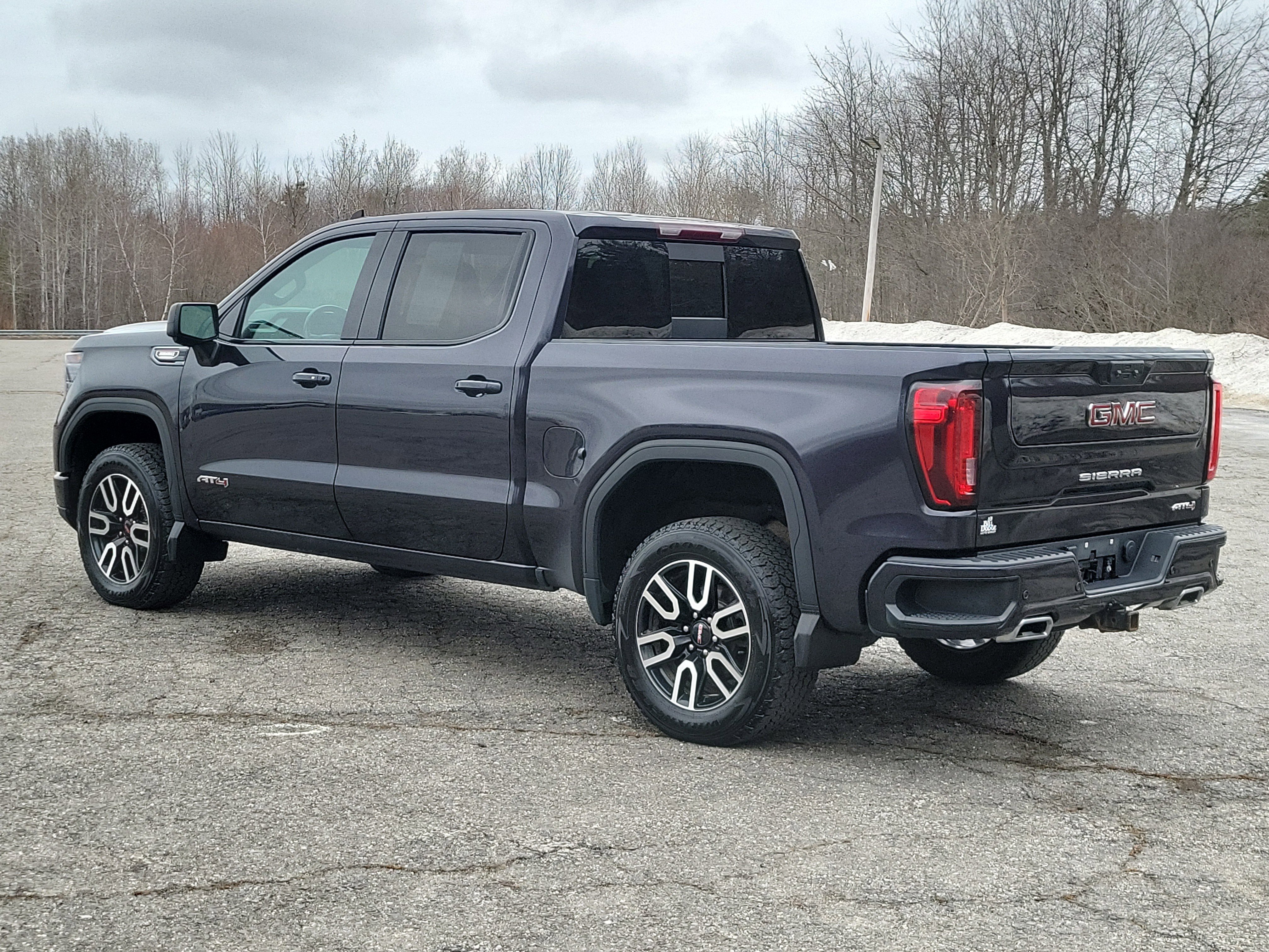 Certified 2023 GMC Sierra 1500 AT4 w/ AT4 Premium Package image 7