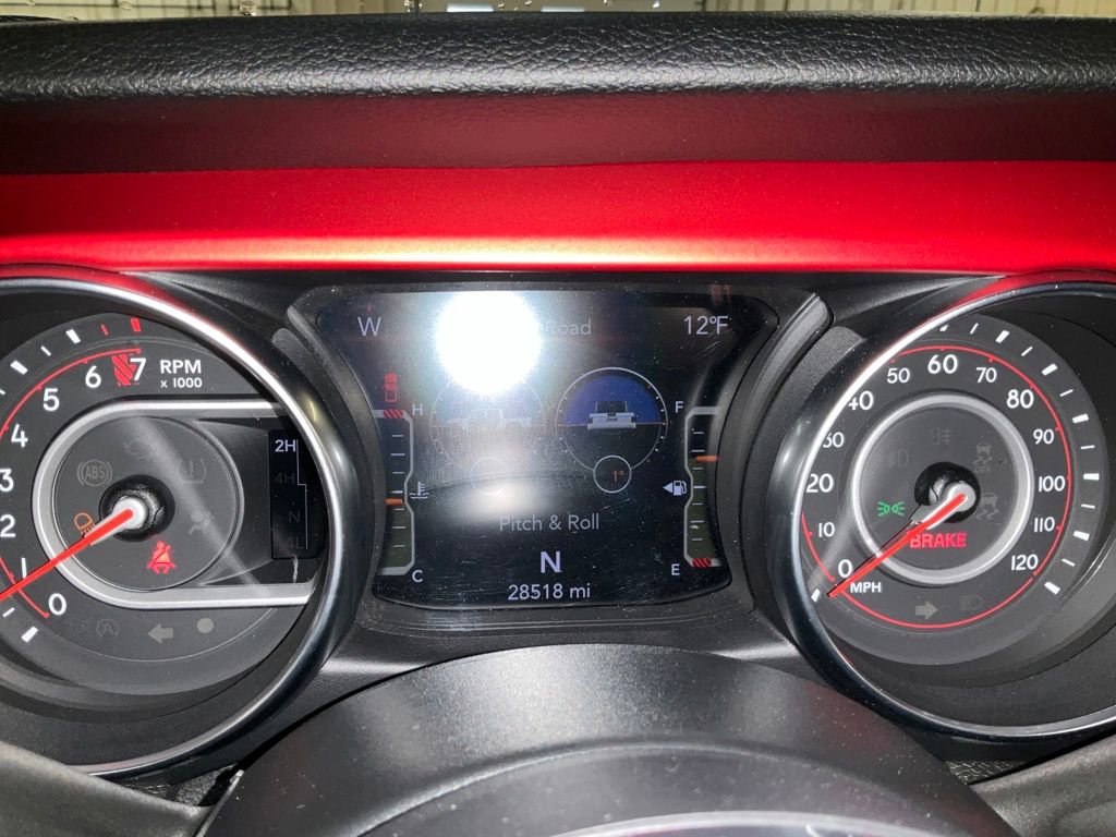 Used 2020 Jeep Gladiator Rubicon w/ Cold Weather Group image 16