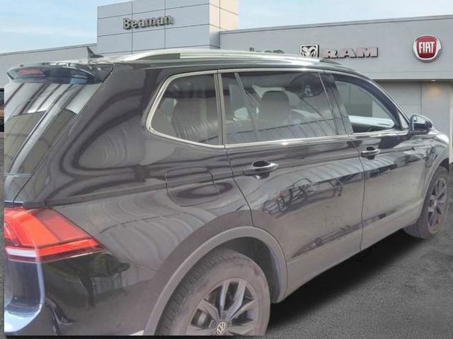 Used 2023 Volkswagen Tiguan SE FWD image 7