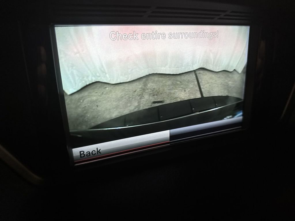 Used 2013 Mercedes-Benz E 350 4MATIC Coupe image 24