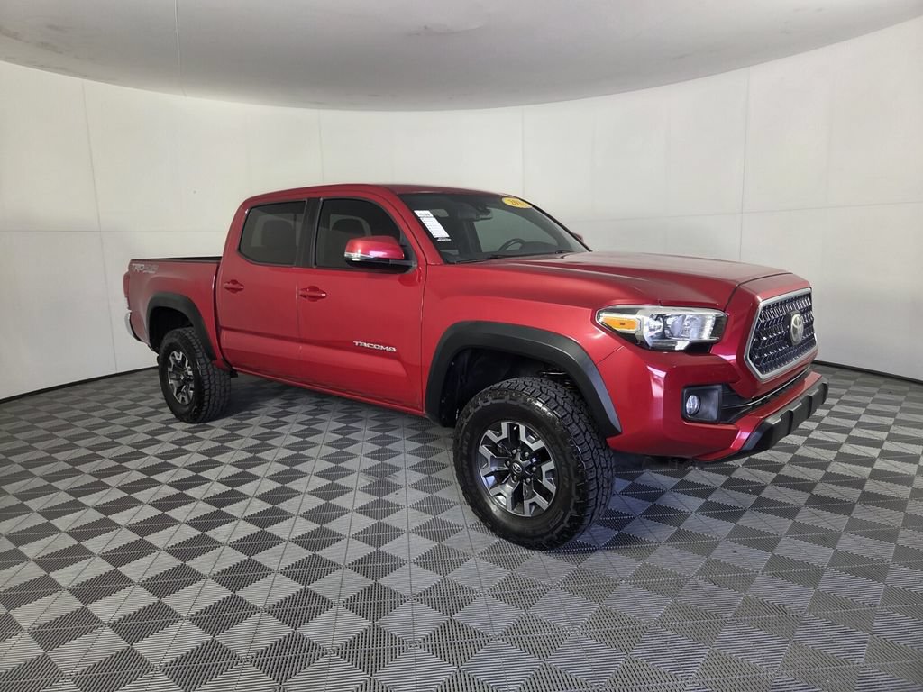 Used 2018 Toyota Tacoma TRD Off-Road AWD/4WD image 2
