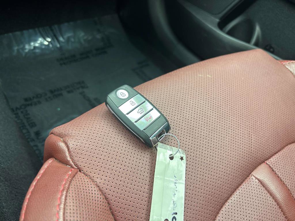 Used 2017 Kia Optima SX w/ Launch Edition Package image 29