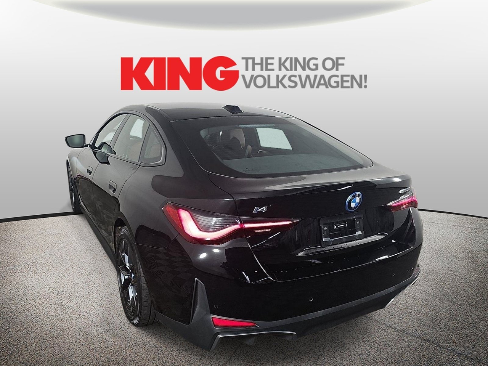 Used 2023 BMW i4 eDrive35 w/ Premium Package RWD image 5