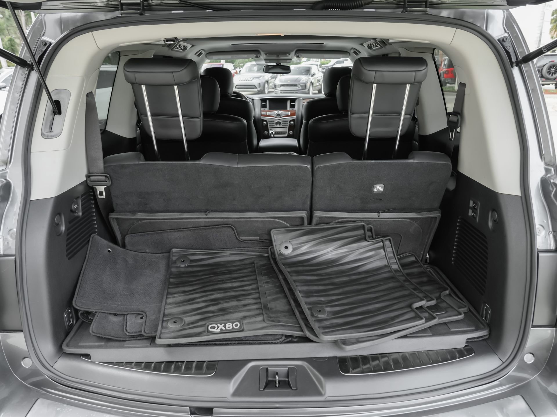 Certified 2019 INFINITI QX80 Luxe w/ All-Season Package RWD image 44